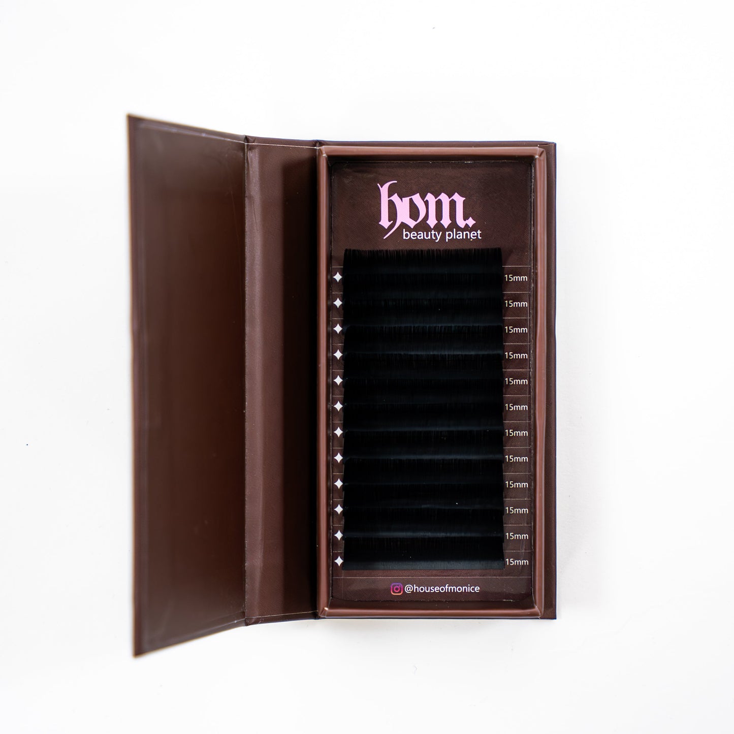 .03 MIXED VOLUME TRAYS